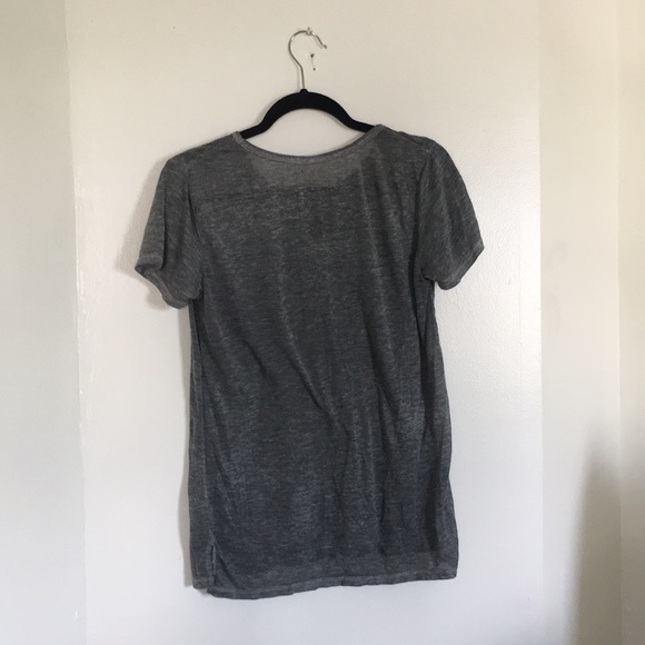 Comfy Elephant Tee! - Picture 2 of 2